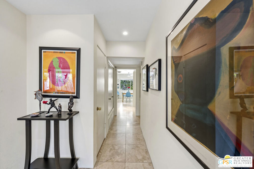 2607 S Calle Palo Fierro