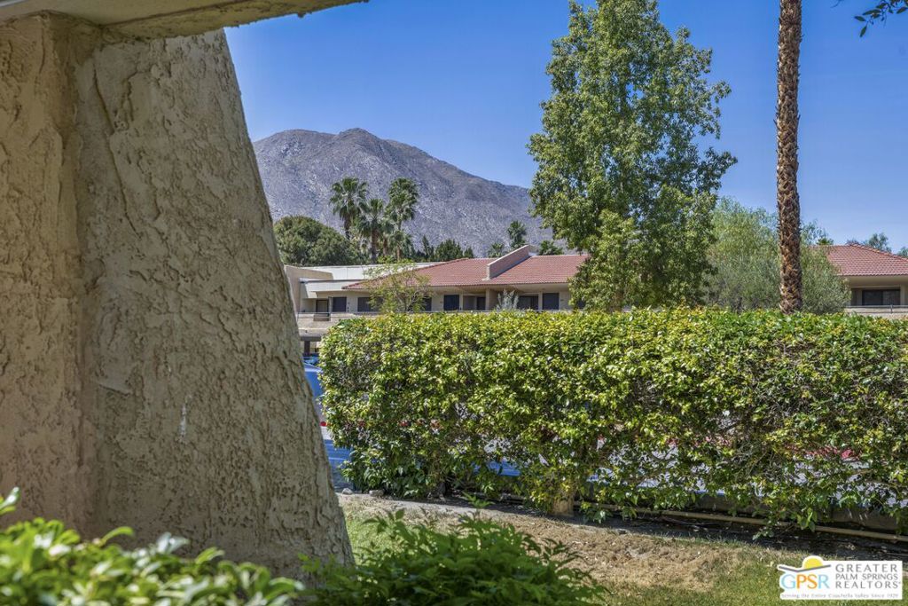 2820 N Arcadia Court 116