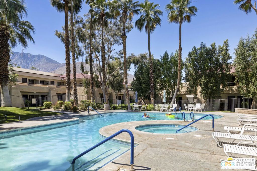 2820 N Arcadia Court 116