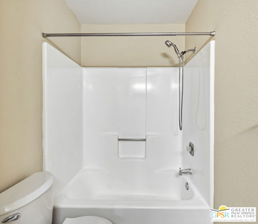 2820 N Arcadia Court 116