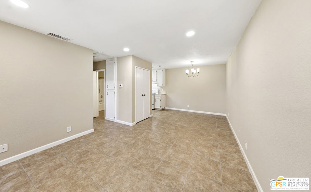 2820 N Arcadia Court 116