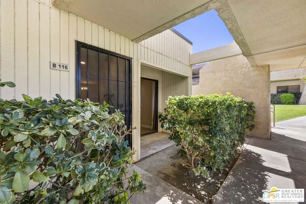 2820 N Arcadia Court 116