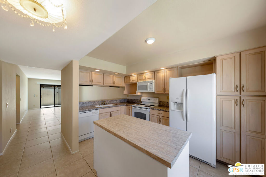 35613 Graciosa Court