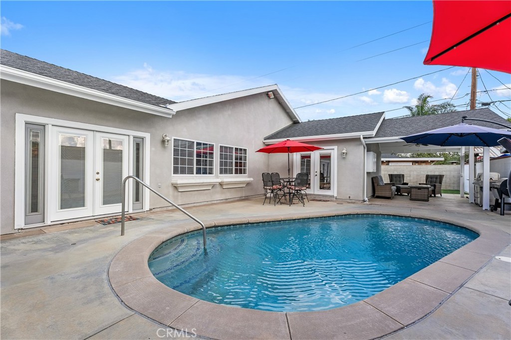 2165 W Romneya Drive