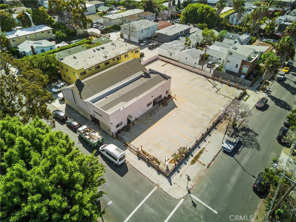 602 Broadway Street