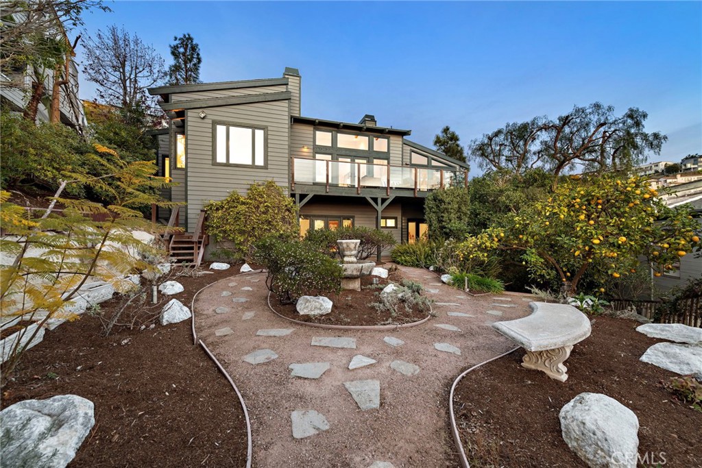 2335 Hillview Drive