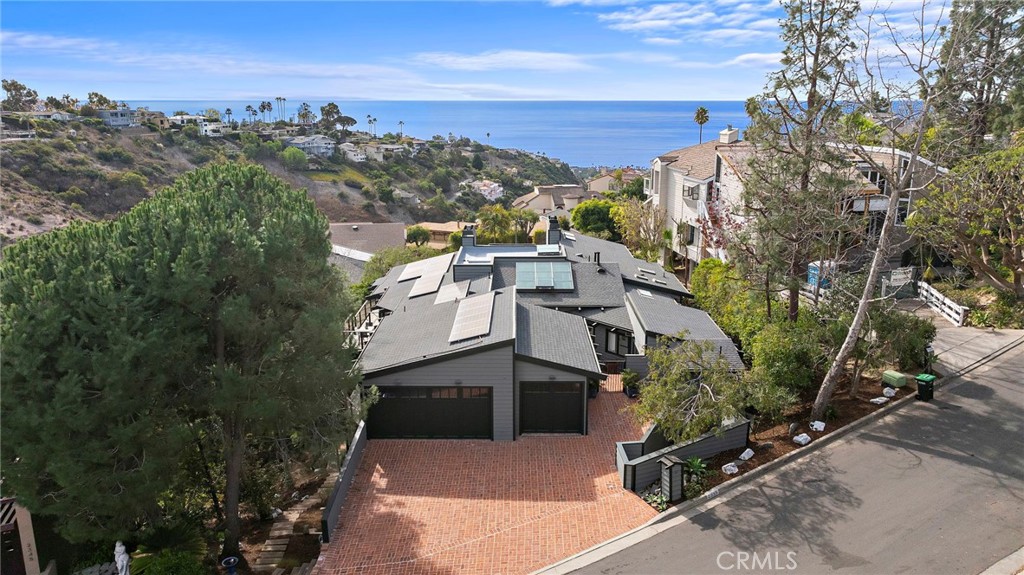 2335 Hillview Drive