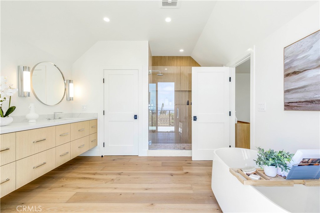 1759 Glenneyre Street