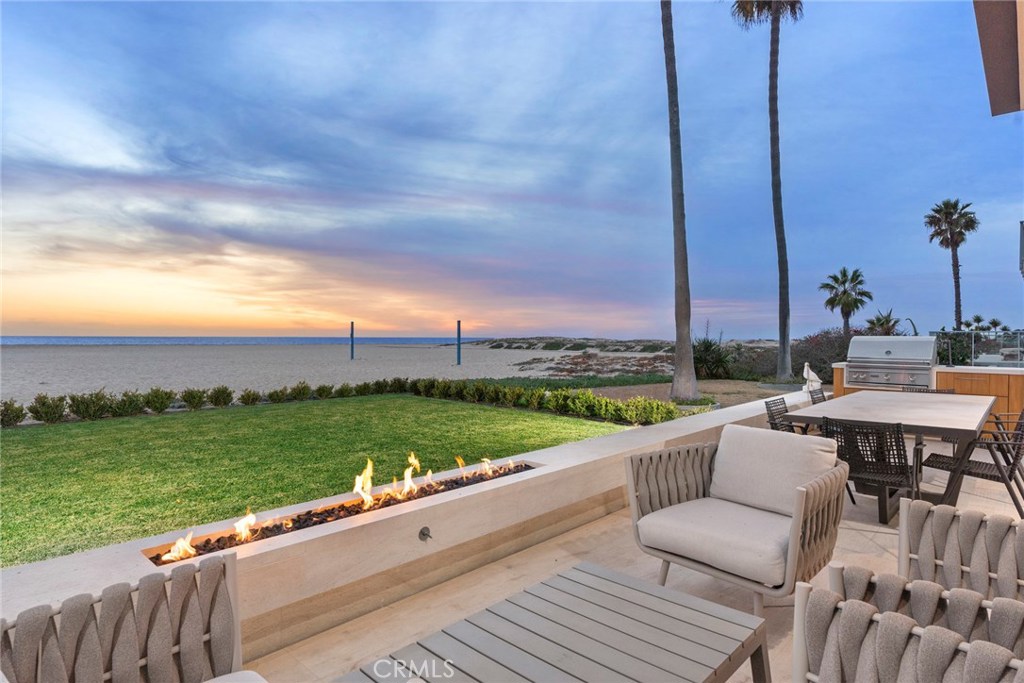 2108 E Oceanfront