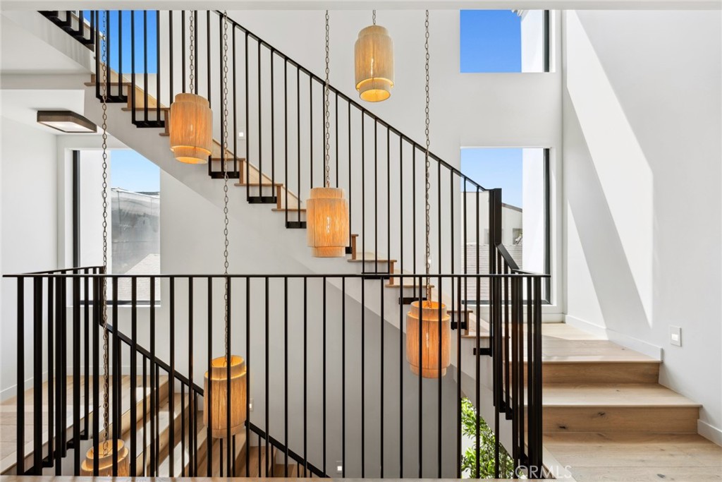 1717 E Ocean Boulevard