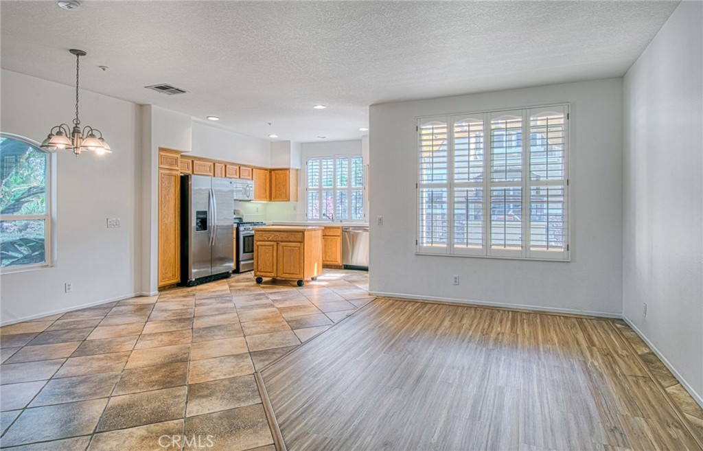 808 Terra Bella