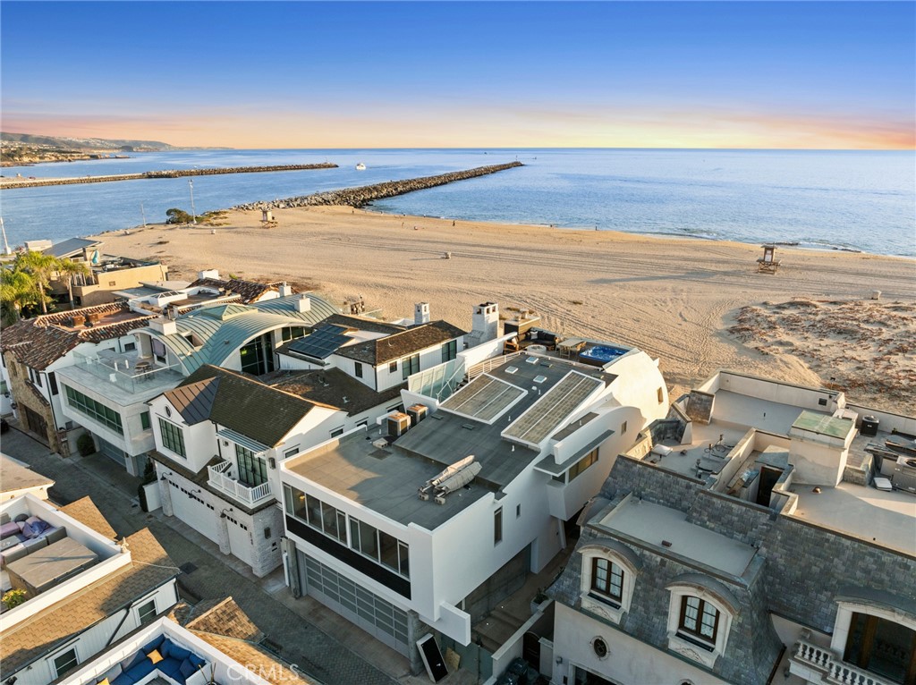 2144 E Oceanfront