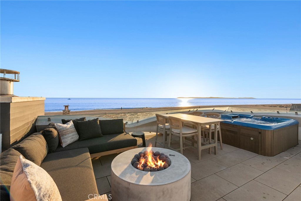 2144 E Oceanfront