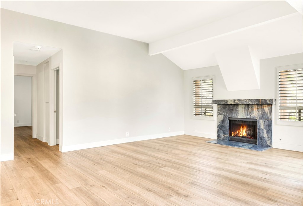 114 Corsica Drive
