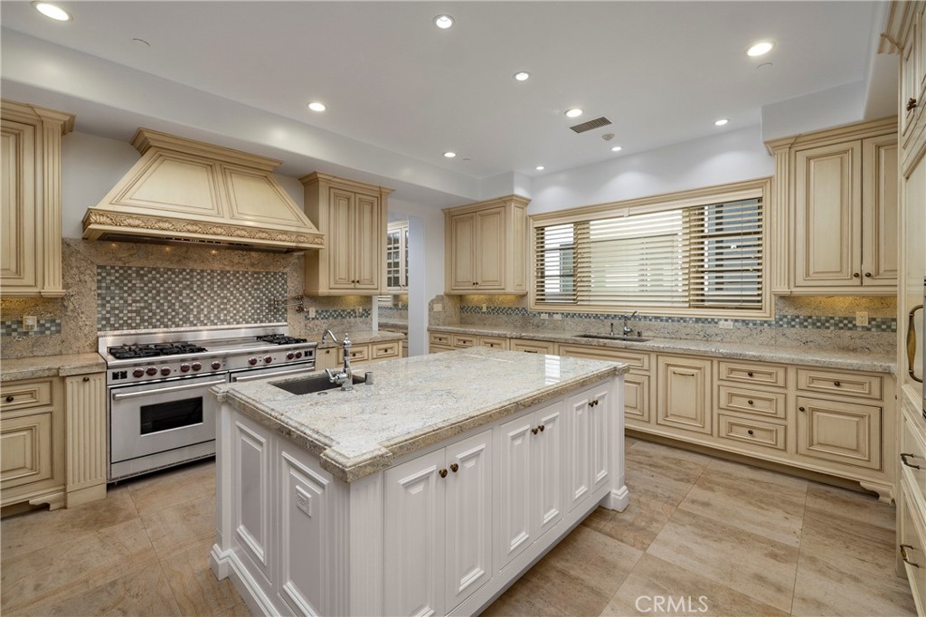 2258 Channel Road