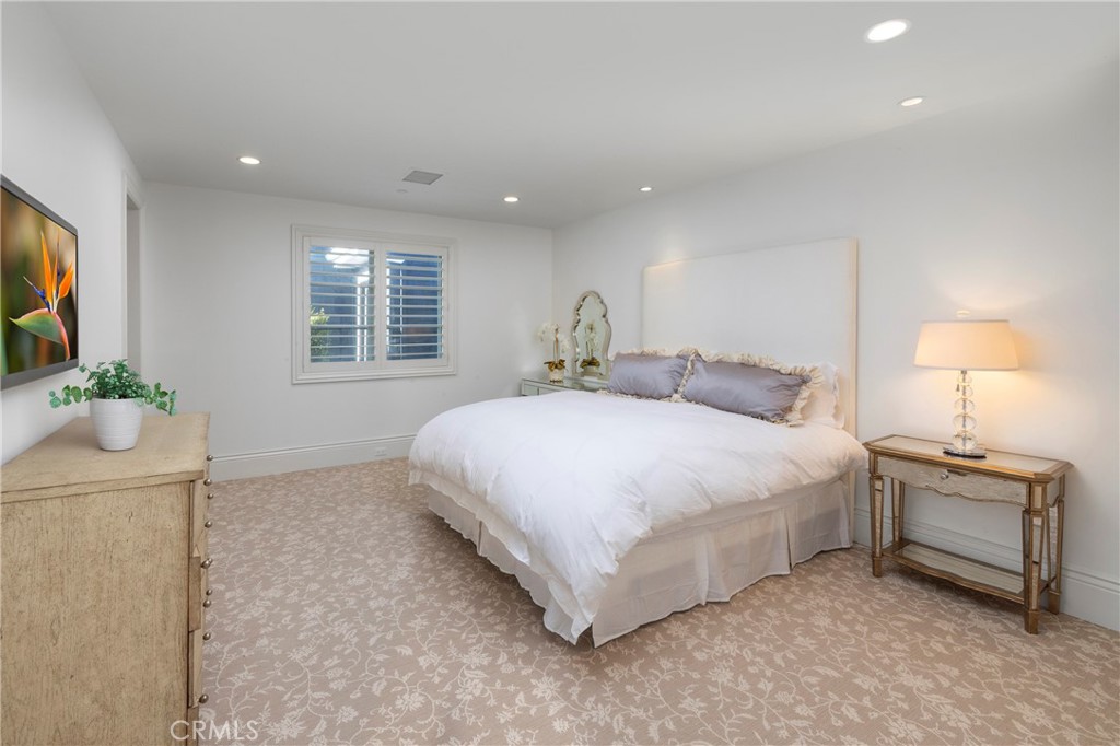 2258 Channel Road