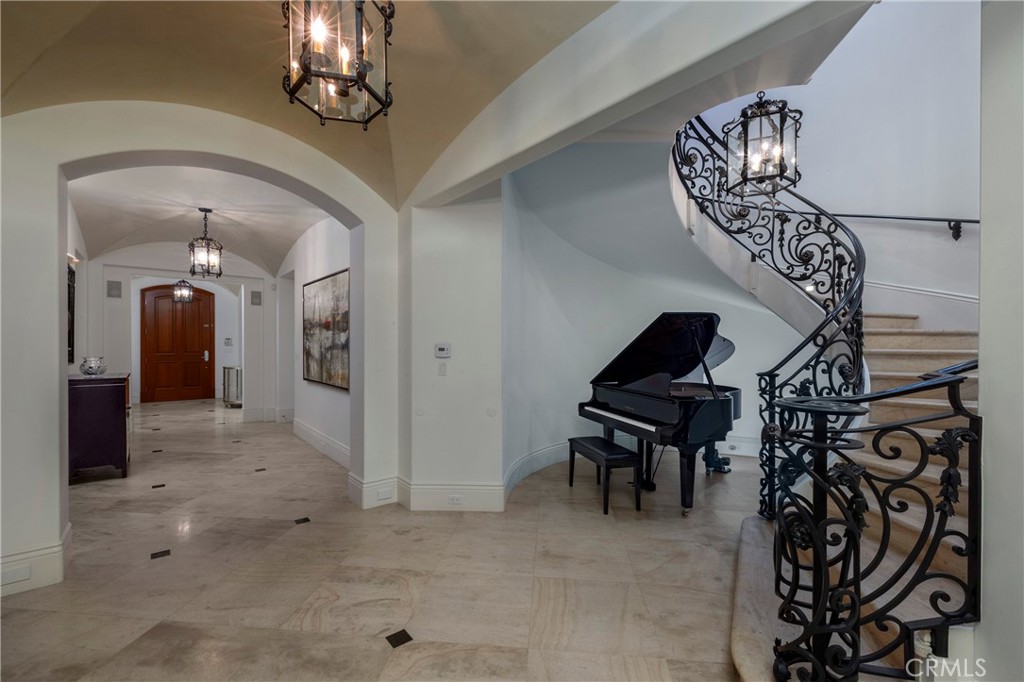 2258 Channel Road