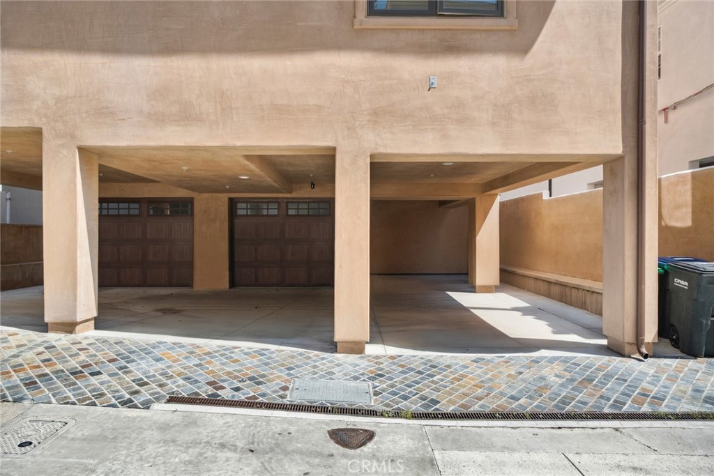 431 Dahlia Avenue 1/2