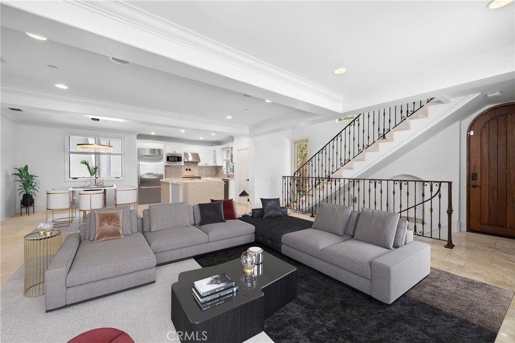 431 Dahlia Avenue 1/2