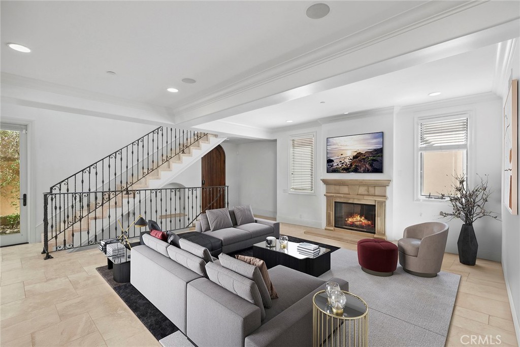 431 Dahlia Avenue 1/2