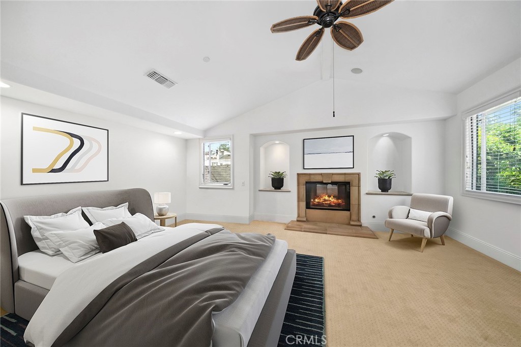 431 Dahlia Avenue 1/2