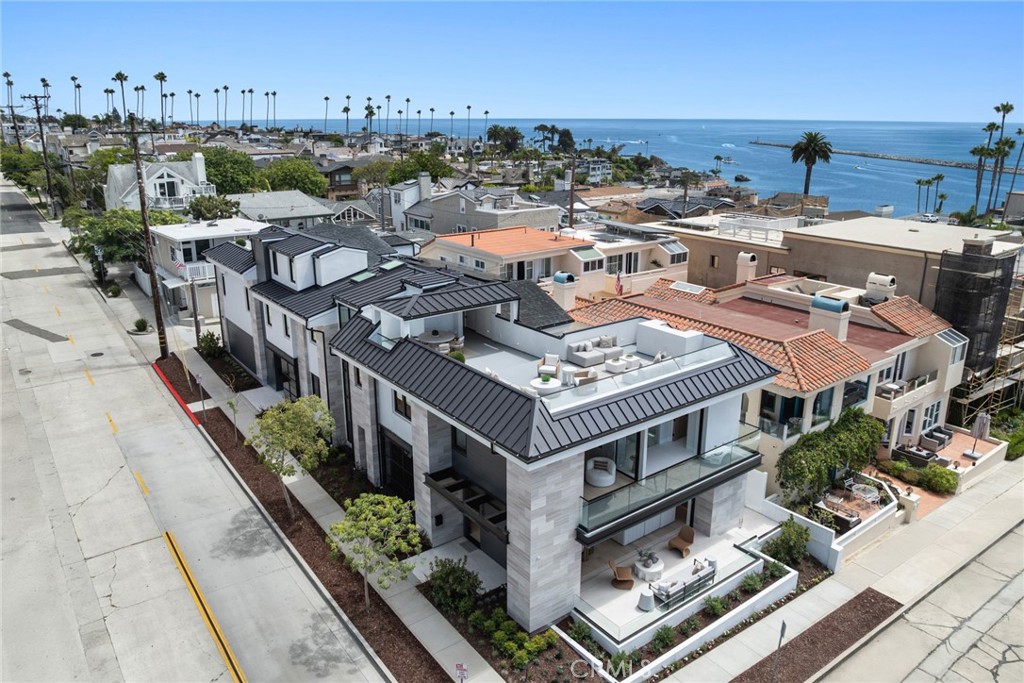 220 Carnation Ave.