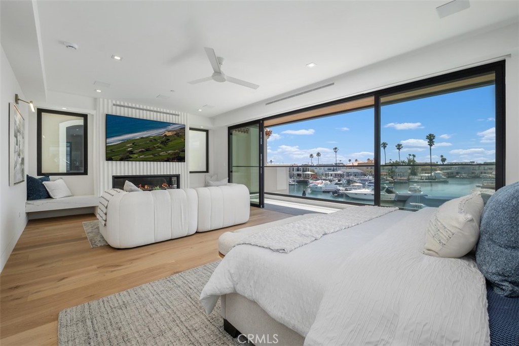20 Balboa Coves