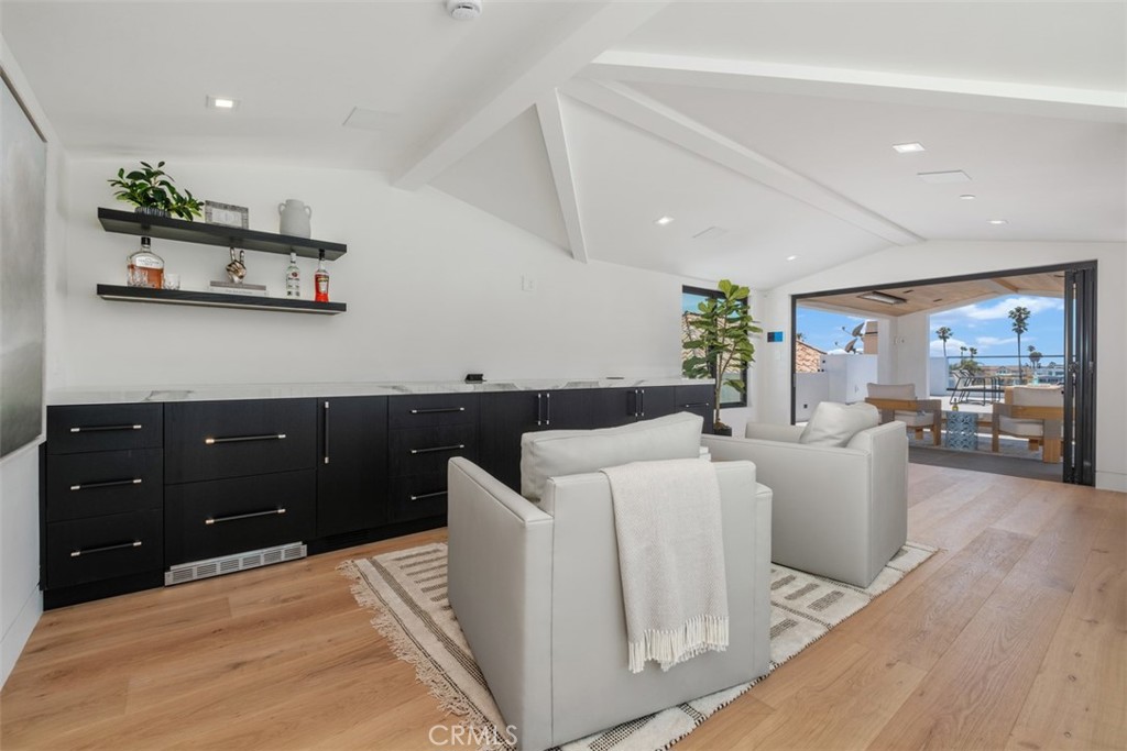 20 Balboa Coves