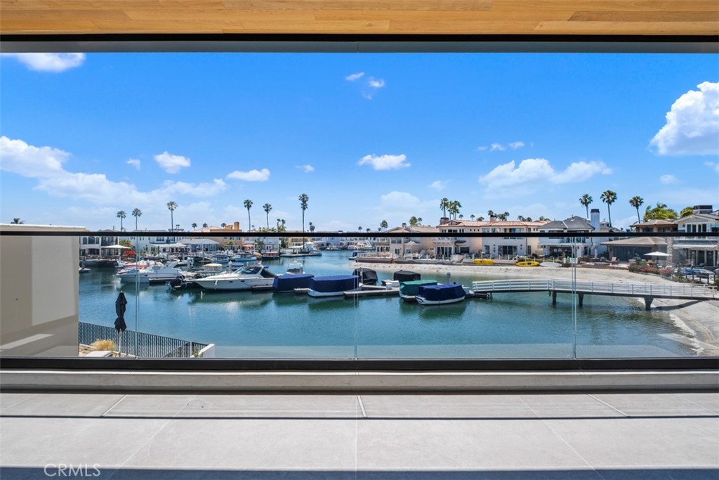 20 Balboa Coves