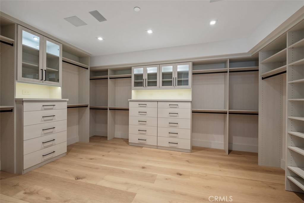 20 Balboa Coves