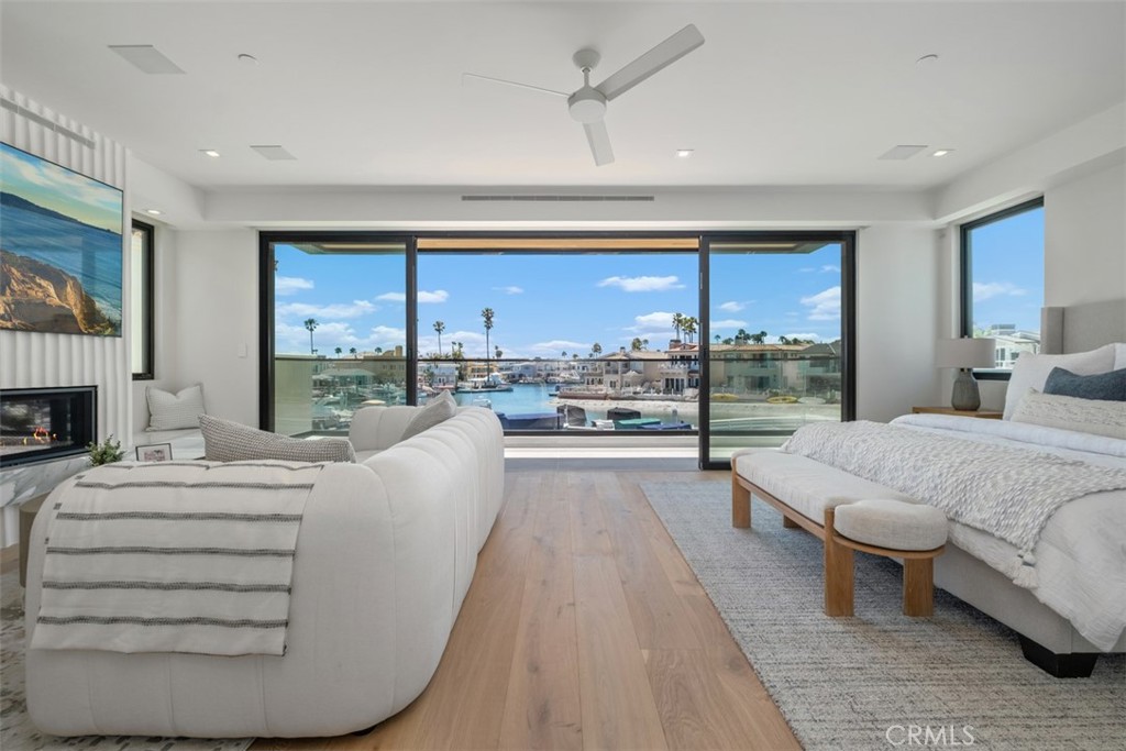 20 Balboa Coves