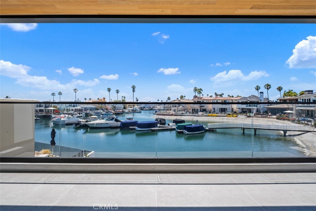 20 Balboa Coves