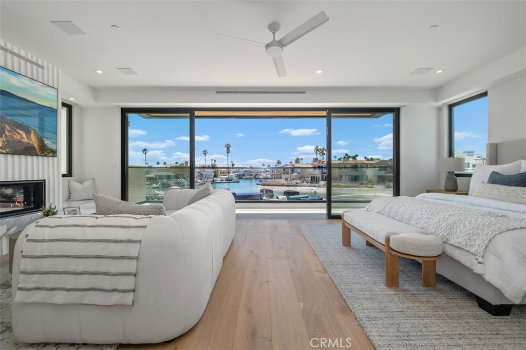 20 Balboa Coves