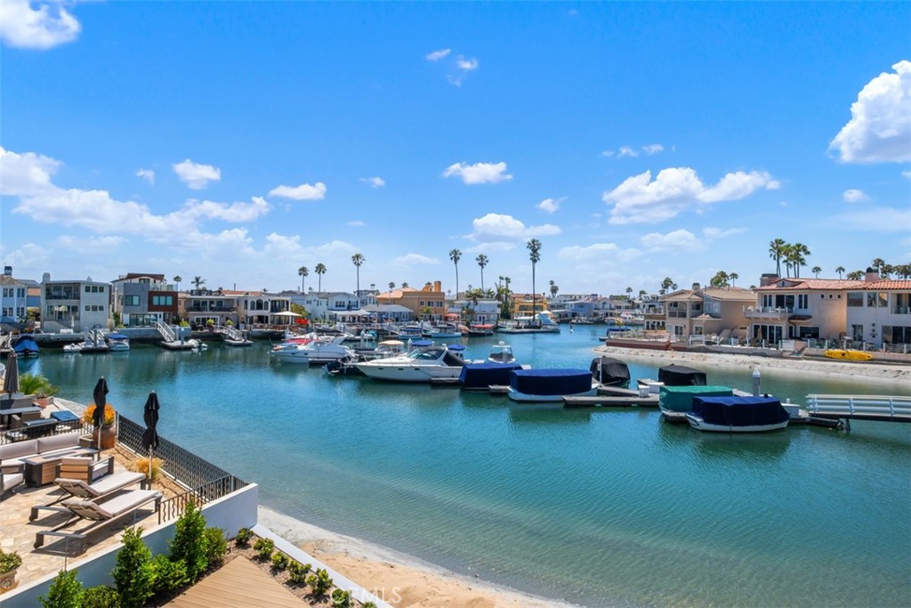 20 Balboa Coves