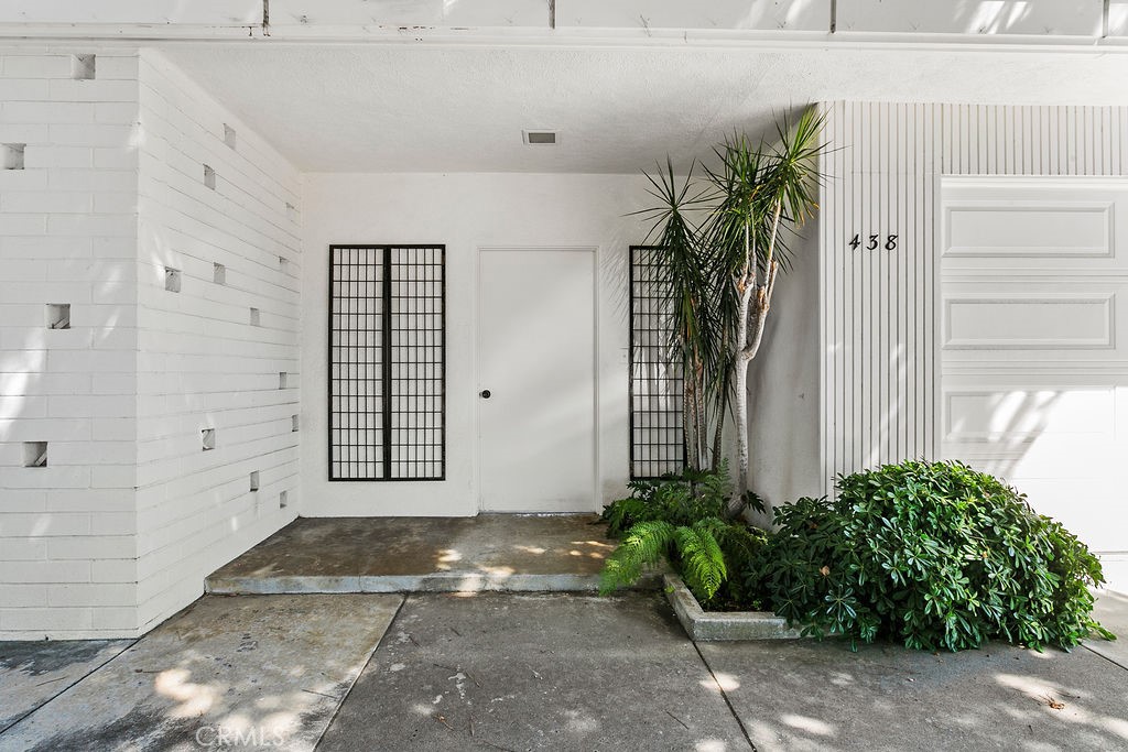 438 Tustin Avenue