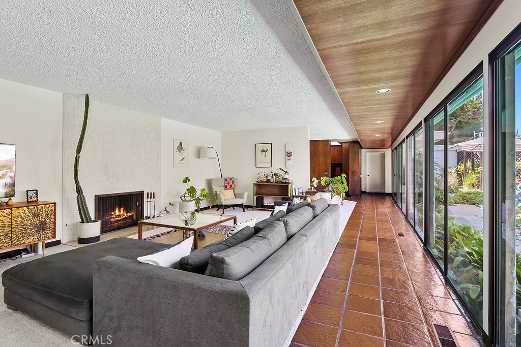 438 Tustin Avenue