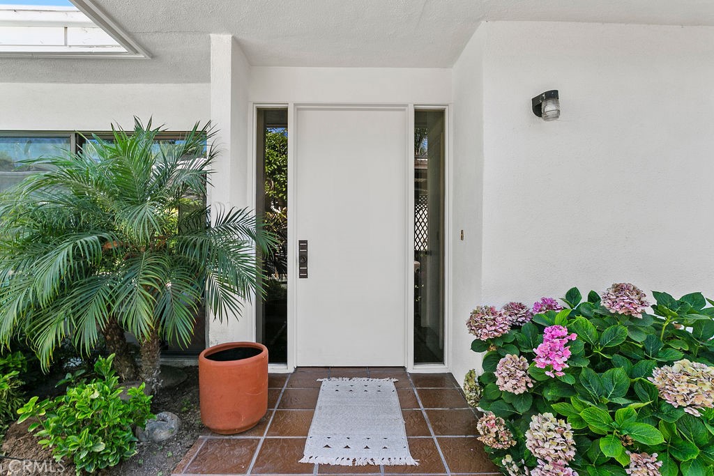 438 Tustin Avenue