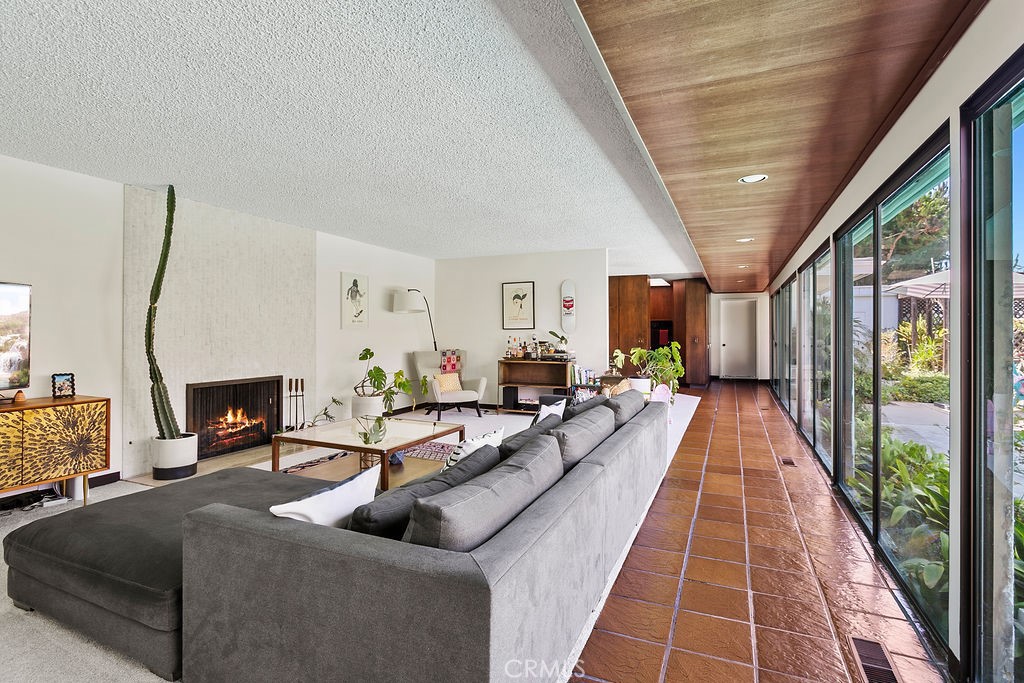 438 Tustin Avenue