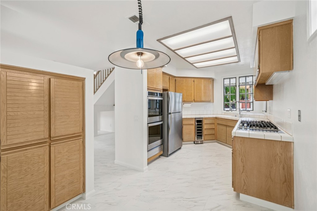 606 Carnation Avenue