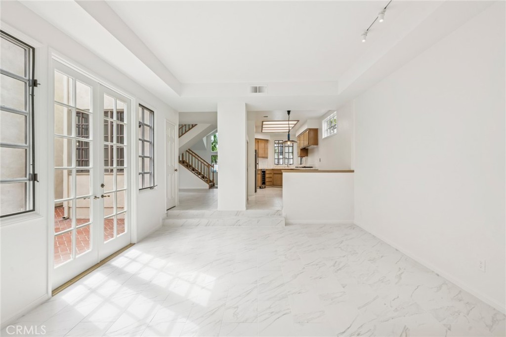606 Carnation Avenue