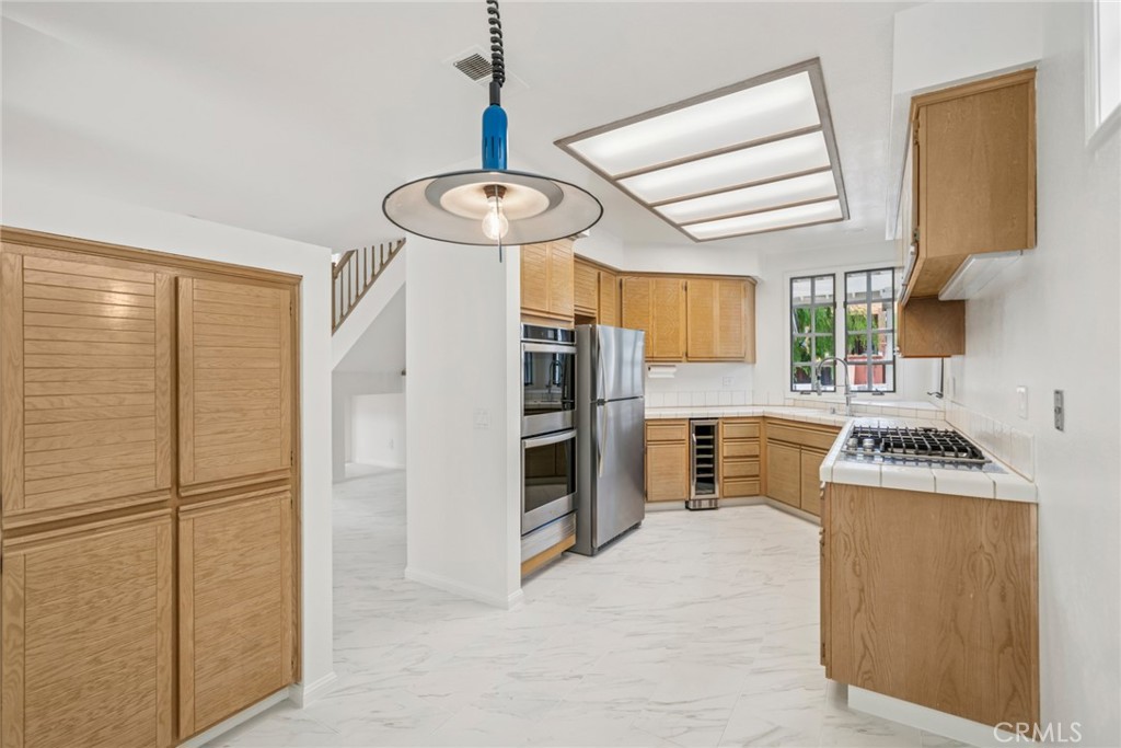 606 Carnation Avenue