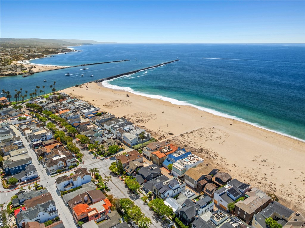 2049 E Ocean Boulevard