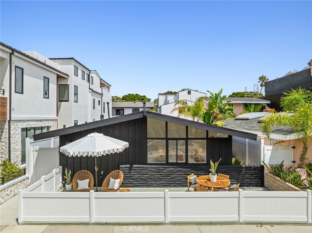 1738 Miramar Drive
