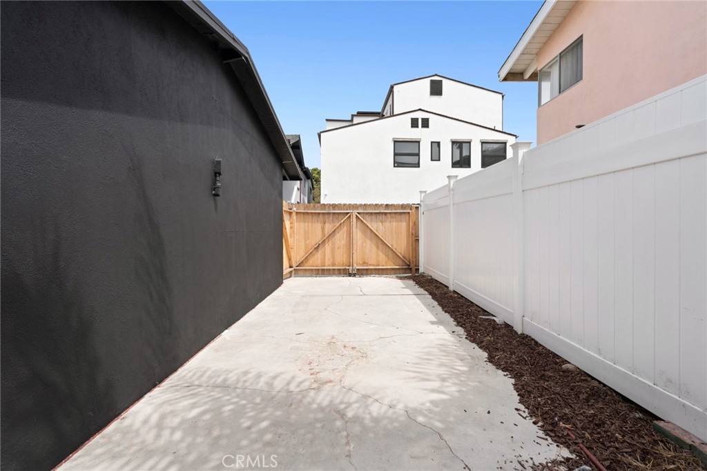 1738 Miramar Drive