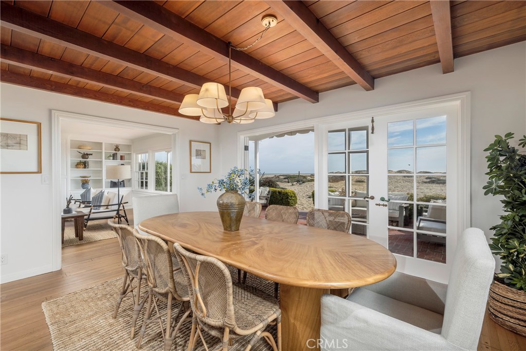 1516 E Oceanfront