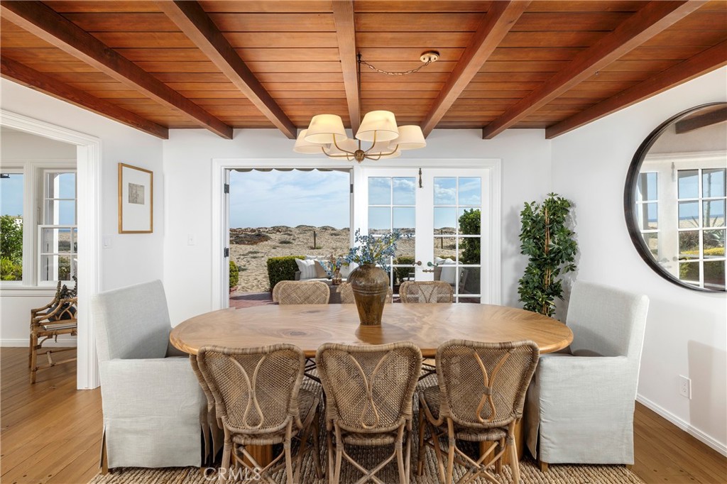 1516 E Oceanfront