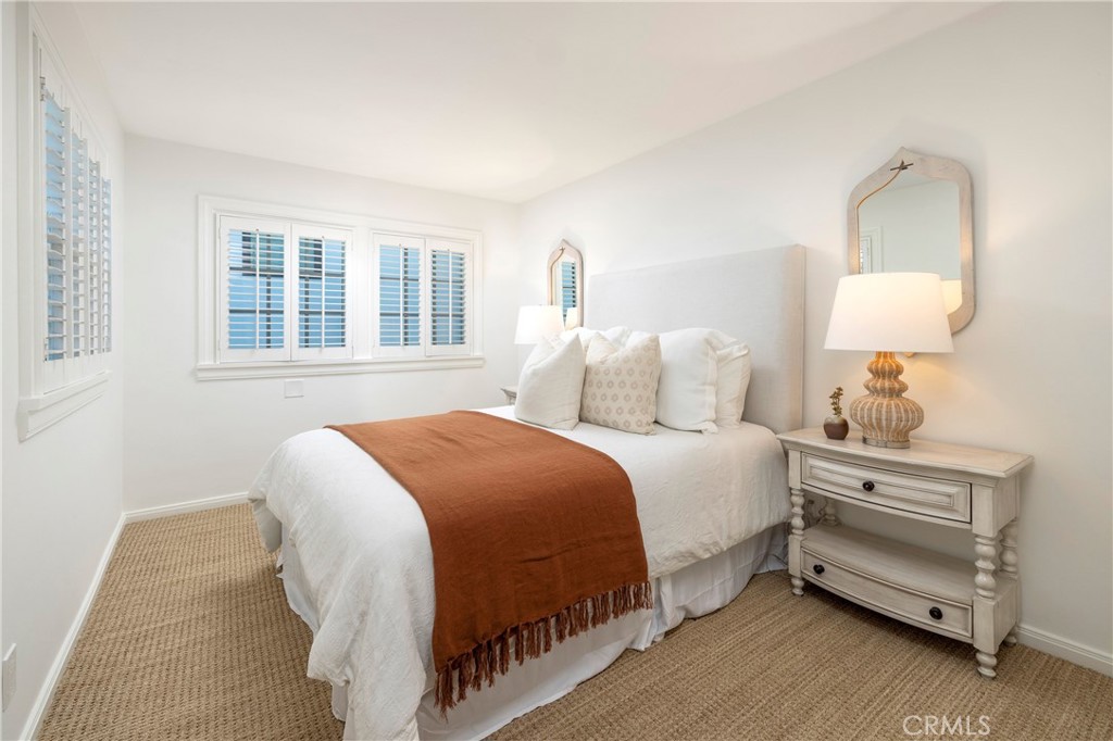 1516 E Oceanfront