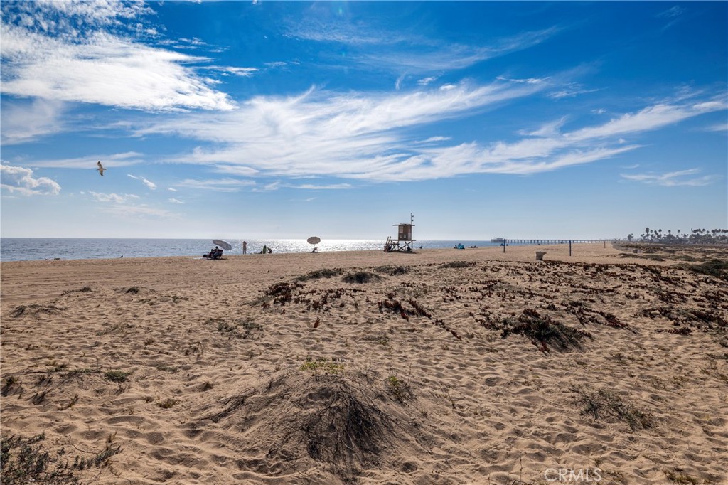 1516 E Oceanfront
