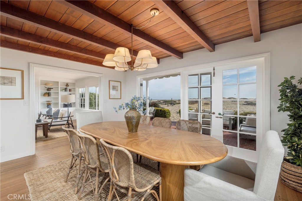 1516 E Oceanfront