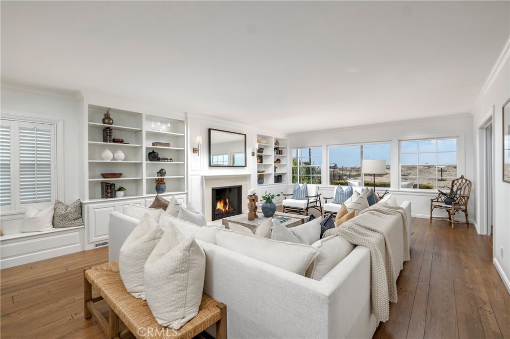 1516 E Oceanfront